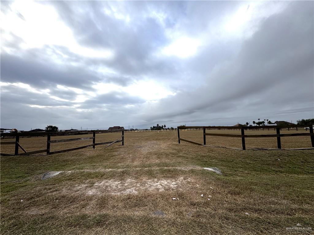 310 Nadia Street Weslaco, TX 78596 - Photo 4 of 4