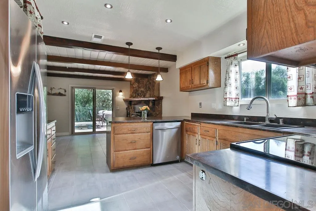 16714 Wikiup Road Ramona, CA 92065 - Photo 7 of 34 Gallery Image 7