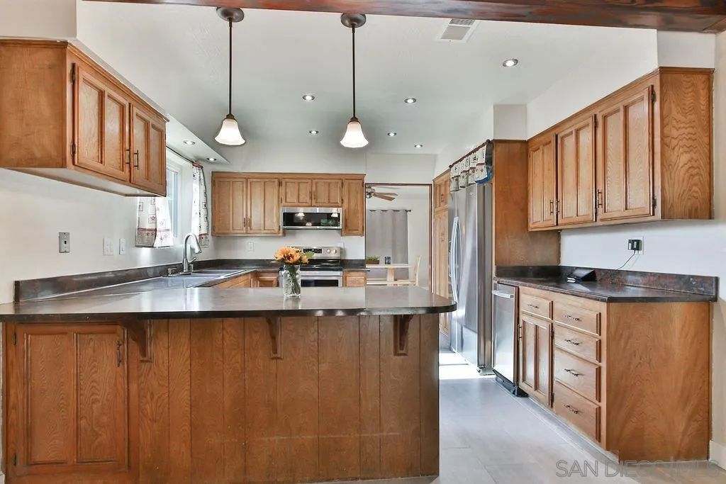 16714 Wikiup Road Ramona, CA 92065 - Photo 9 of 34 Gallery Image 9
