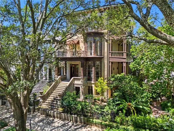 $4,995,000 | 110 West Gaston Street, Savannah, GA 31401