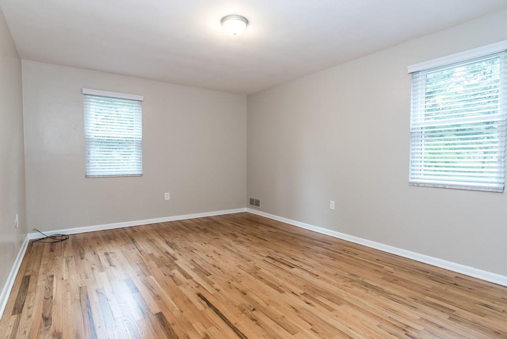1801 Sample Road Allison Park, PA 15101 - Photo 9 of 19