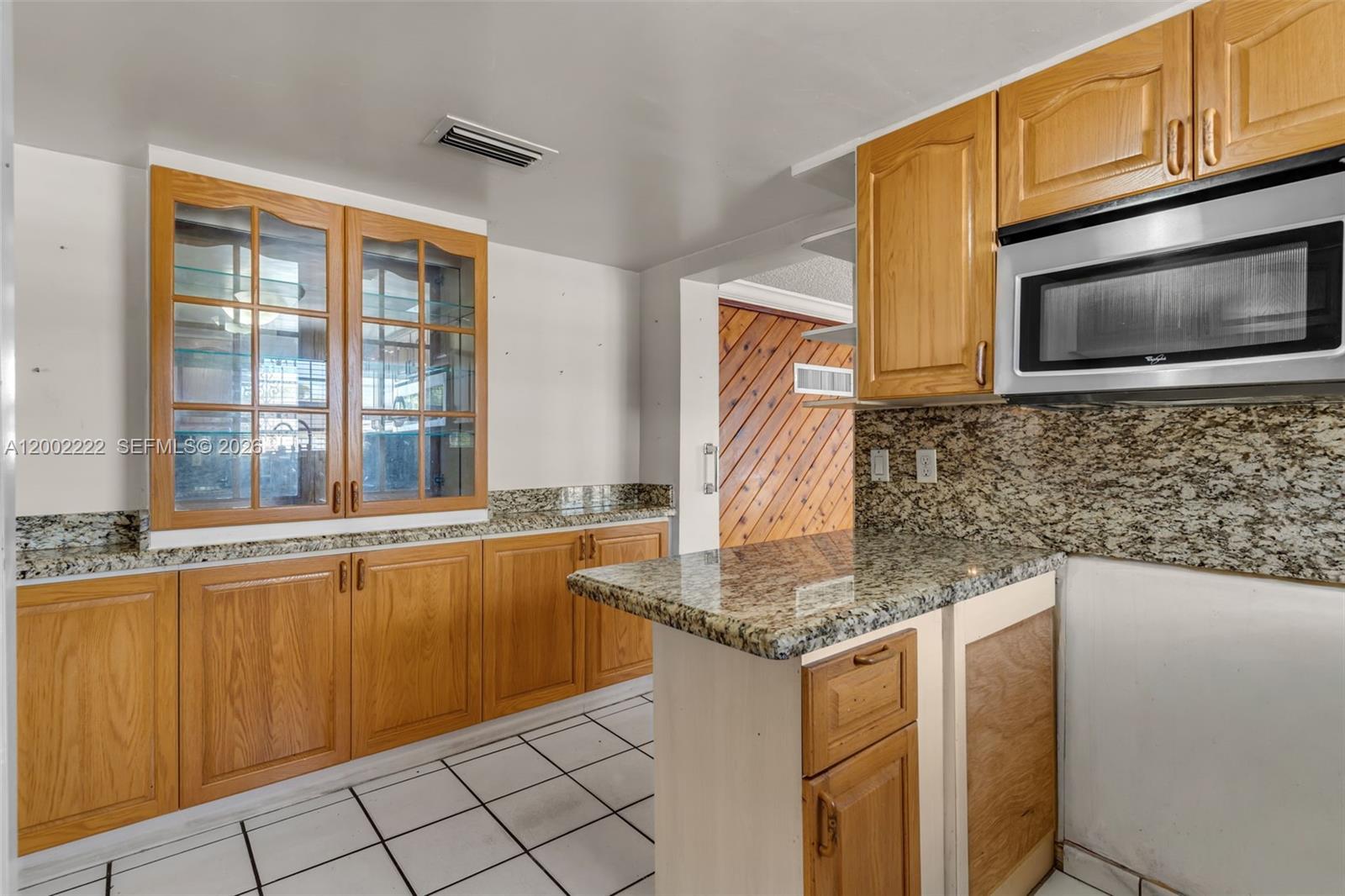 3194 Southwest 6th Street Miami, FL 33135 - Photo 19 of 32