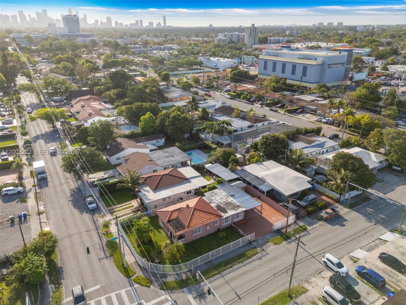3194 Southwest 6th Street Miami, FL 33135 - Photo 26 of 32