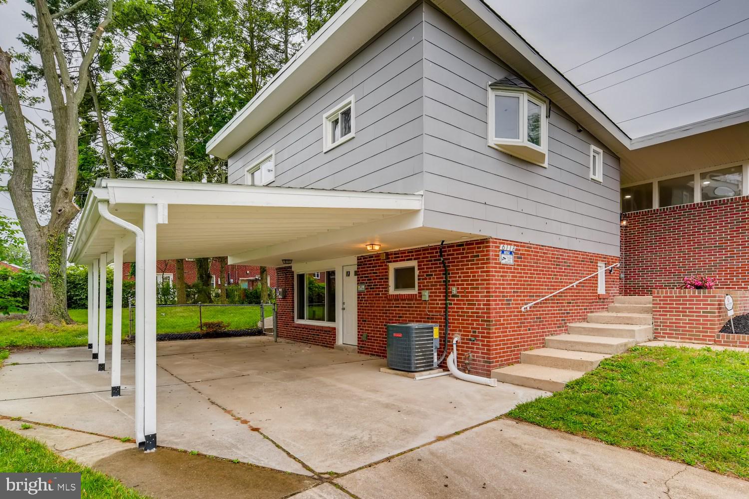 6118 Talles Road Baltimore, MD 21207 - Photo 3 of 26