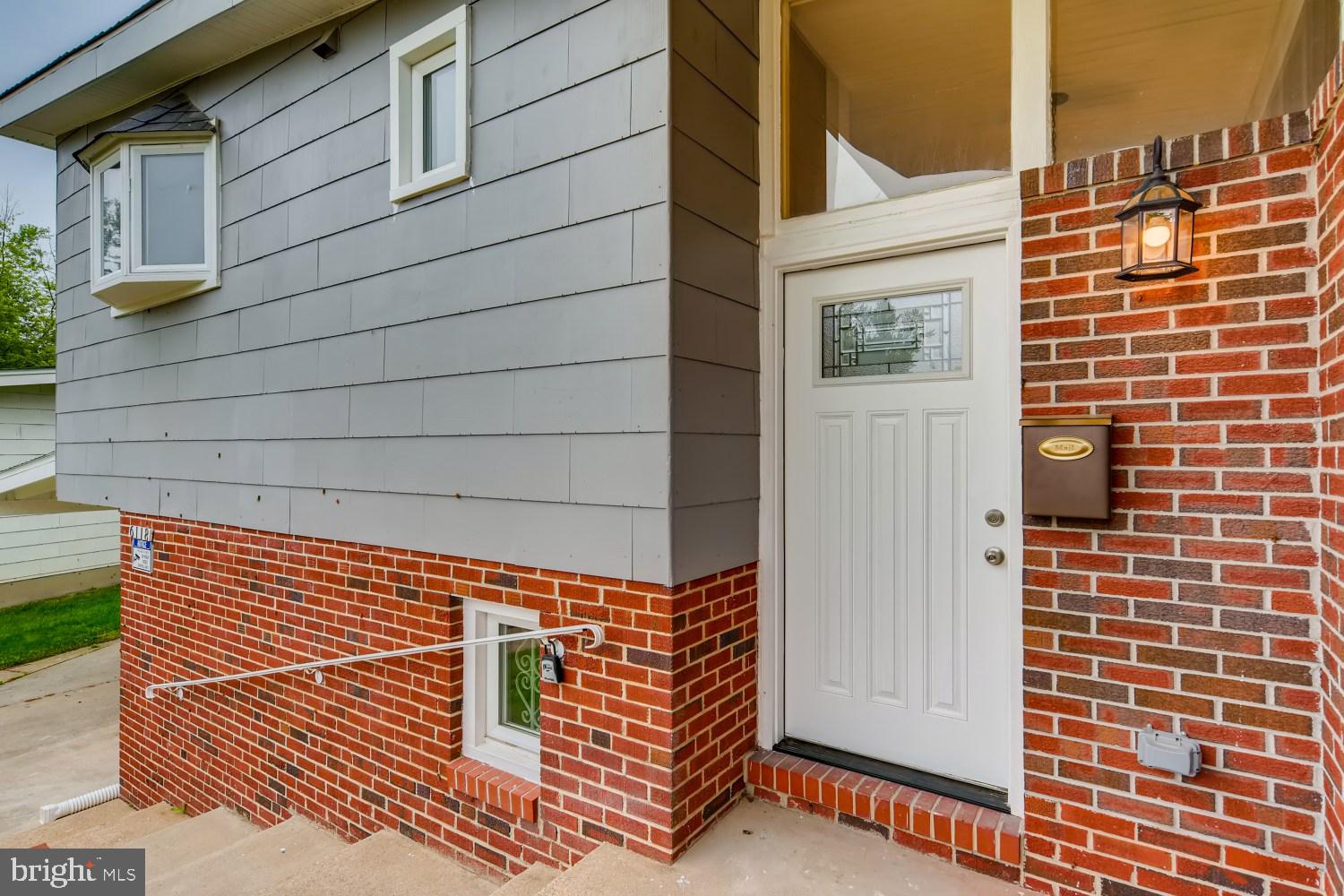 6118 Talles Road Baltimore, MD 21207 - Photo 4 of 26