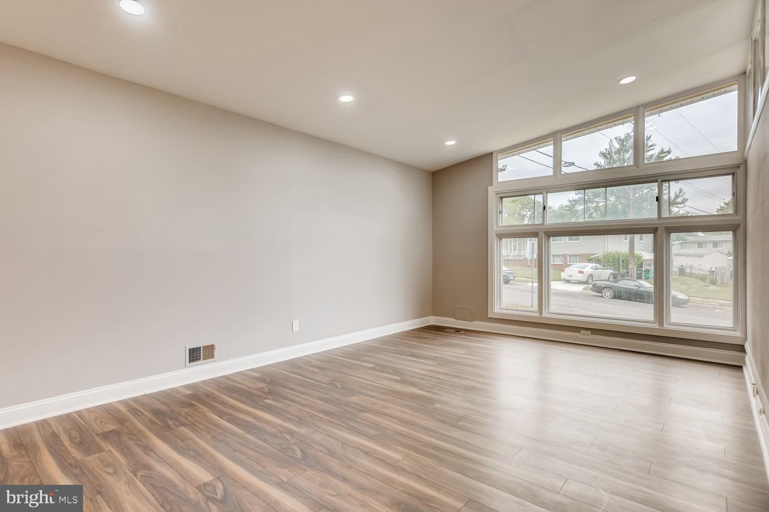 6118 Talles Road Baltimore, MD 21207 - Photo 7 of 26