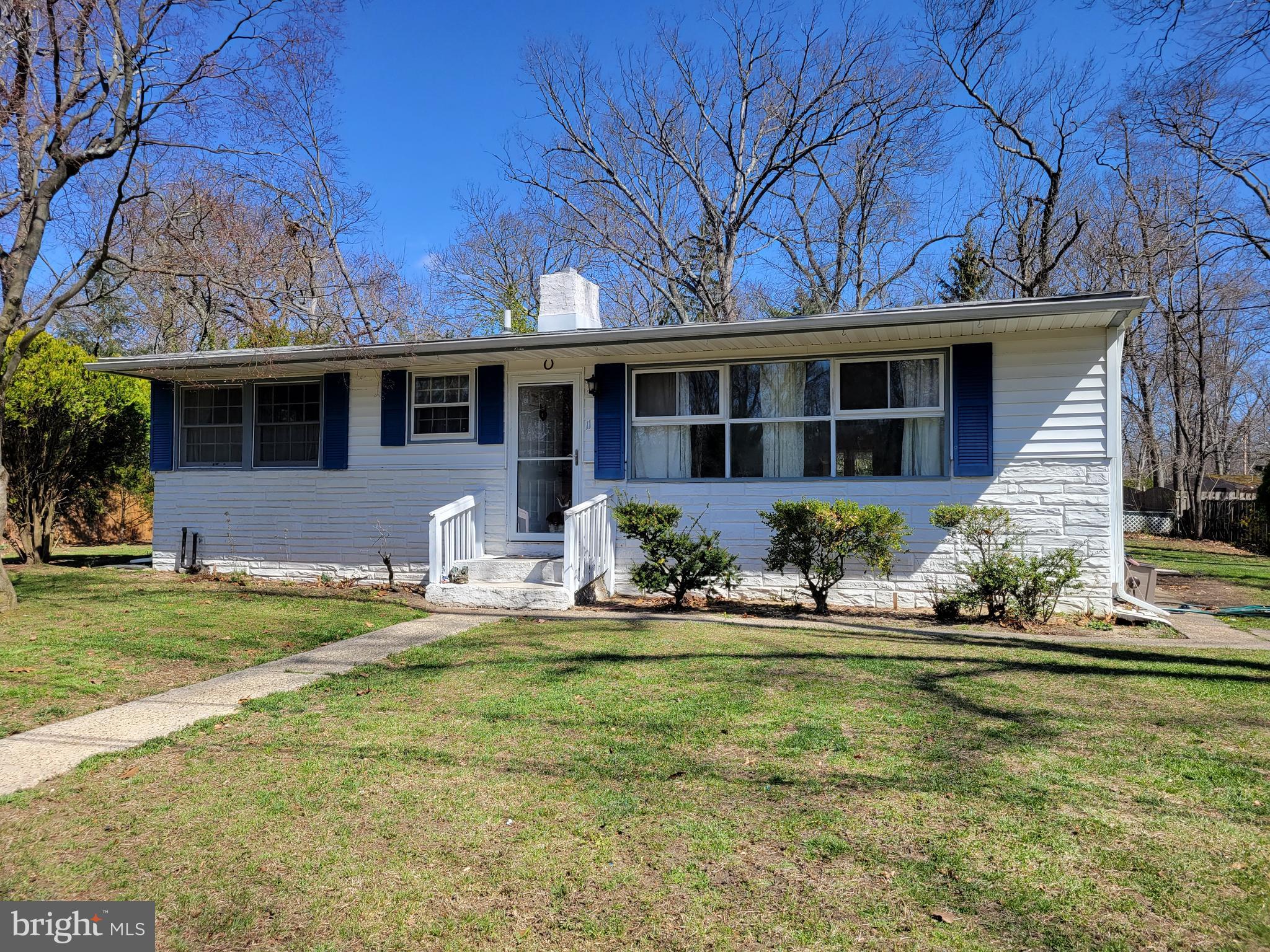 11 Overhill Road Mount Laurel, NJ 08054 - Photo 1 of 12