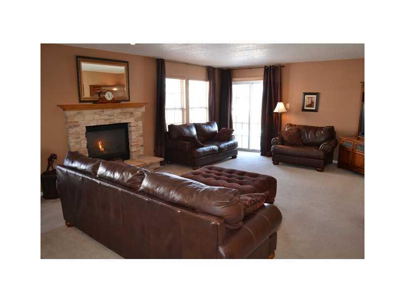10673 Howe Road Fishers, IN 46038 - Photo 3 of 17