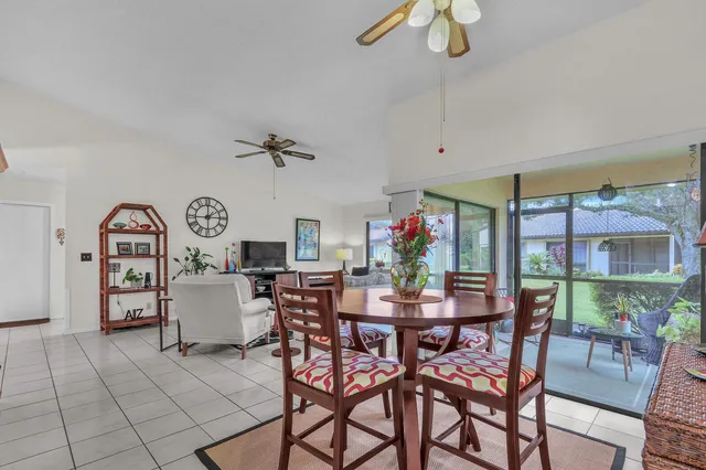 $2,600 | 3665 Southwest Quail Meadow Trail, Unit E, Palm City, FL 34990