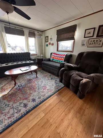 $126,000 | 302 North Main Street, Royalton, IL 62983