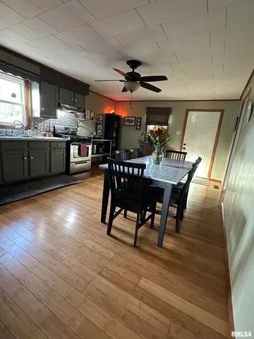 $126,000 | 302 North Main Street, Royalton, IL 62983