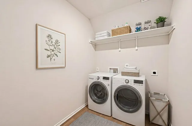 $2,200 | 1806 Windsor Boulevard, Lockhart, TX 78644