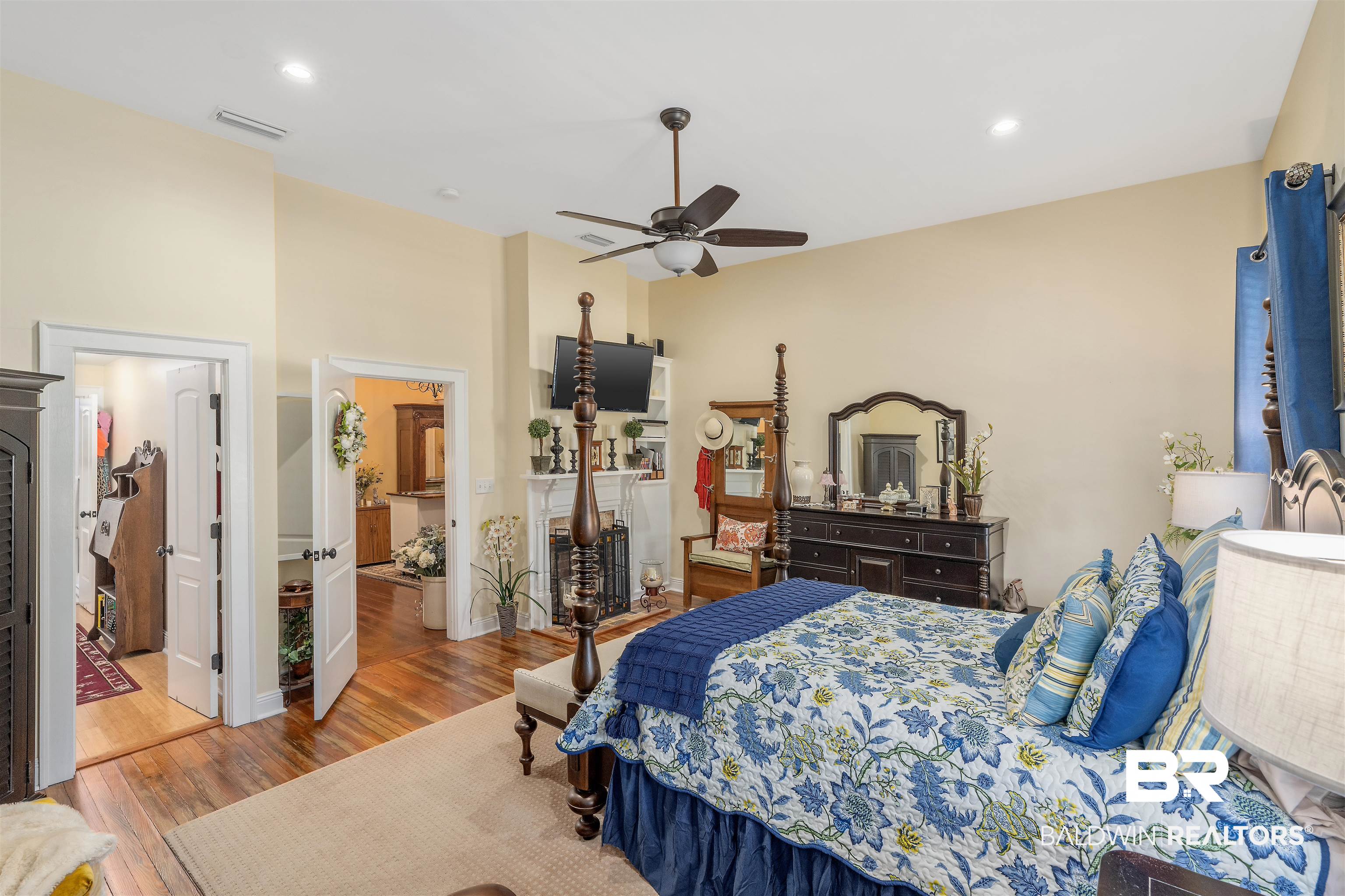 953 Old Shell Road Mobile, AL 36604 - Photo 8 of 26