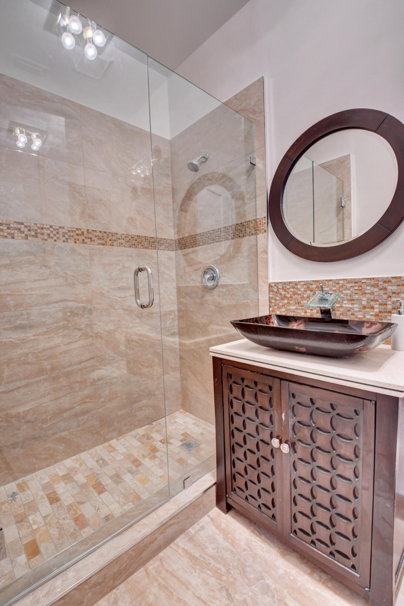 4701 Pine Tree Drive Boynton Beach, FL 33436 - Photo 27 of 35 4701 office bedroom bath