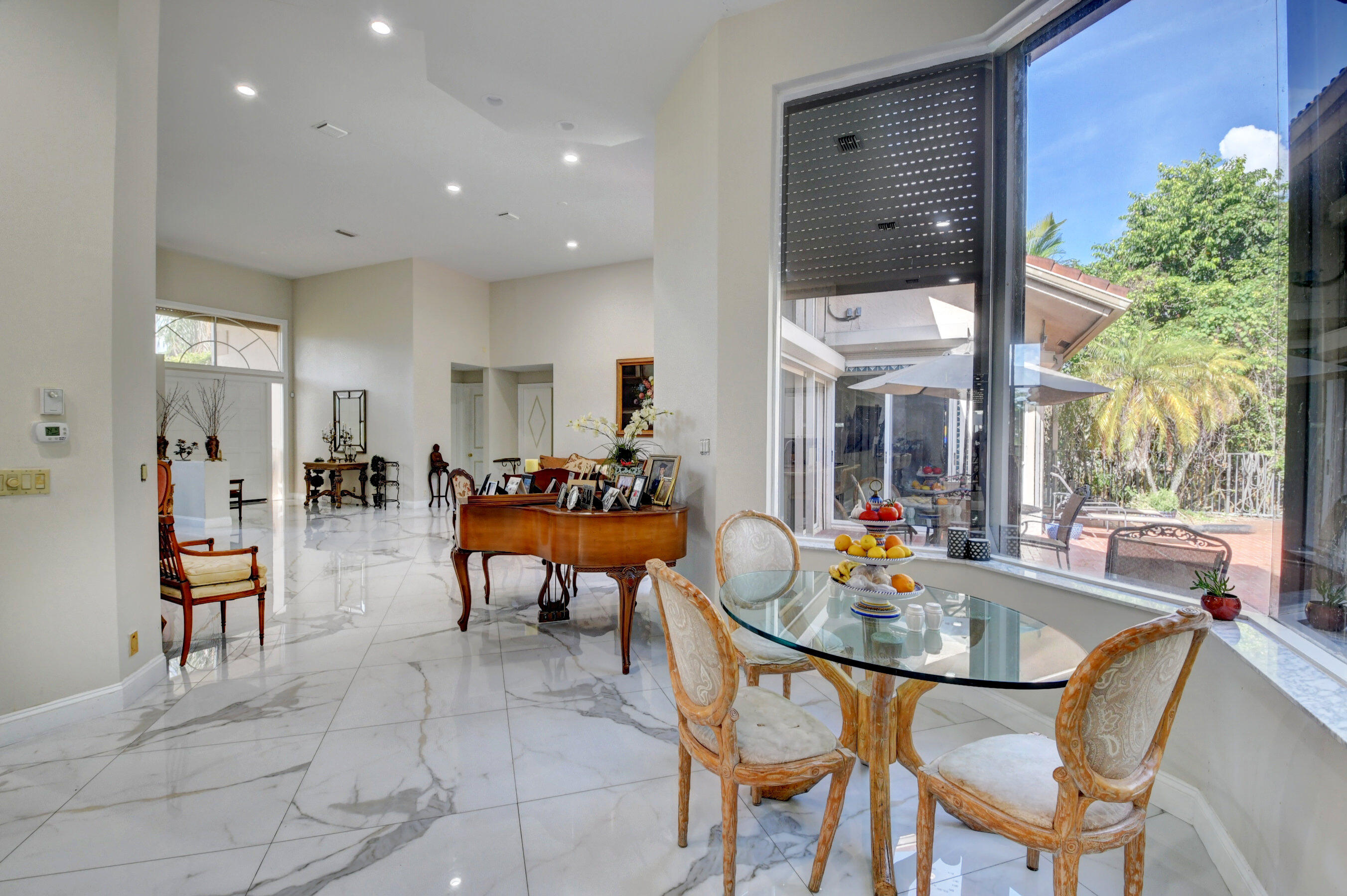 4701 Pine Tree Drive Boynton Beach, FL 33436 - Photo 7 of 35 4701 Breakfast room to LR