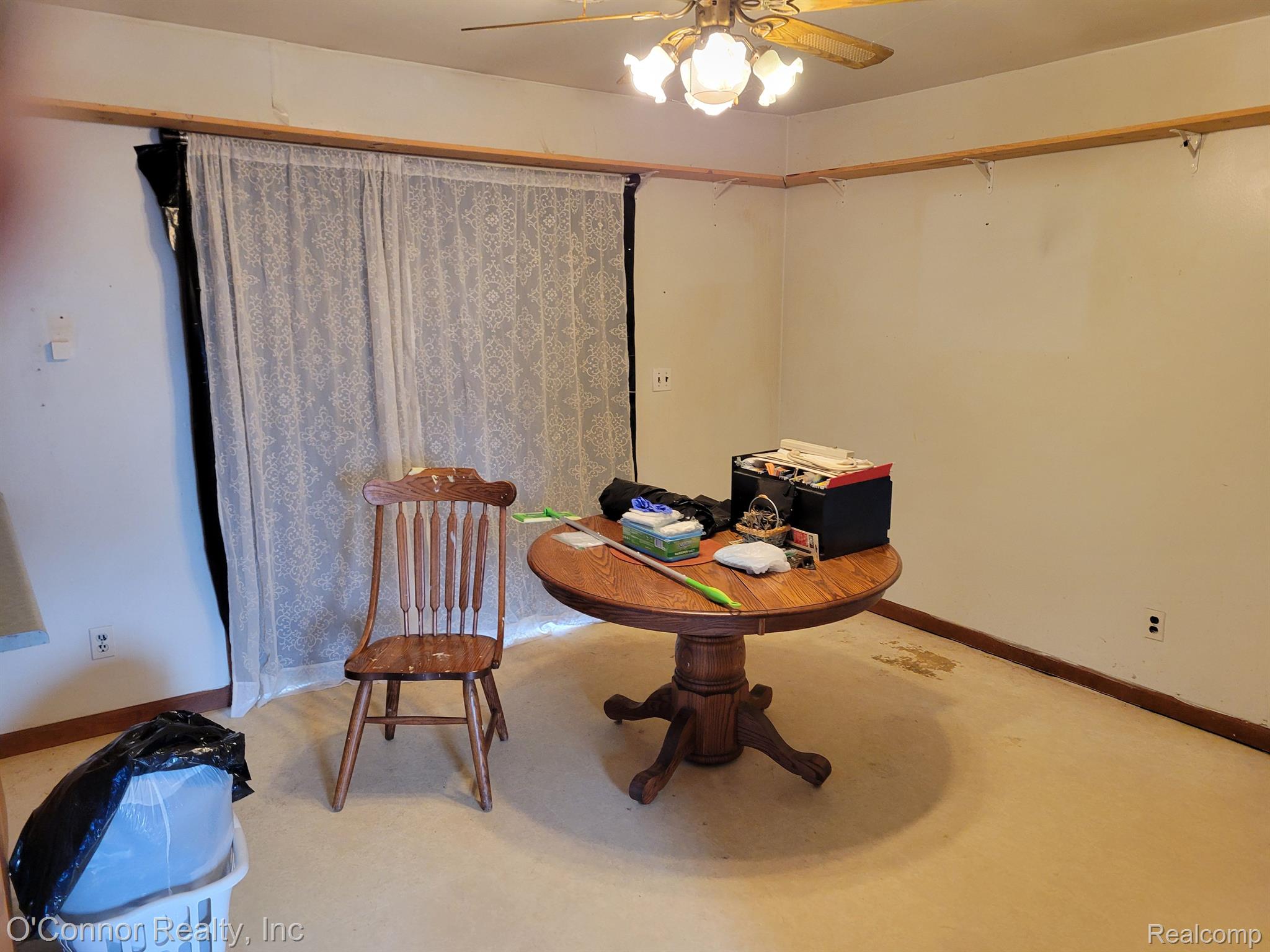 7674 Rynn Road Avoca, MI 48006 - Photo 6 of 9 Gallery Image 6