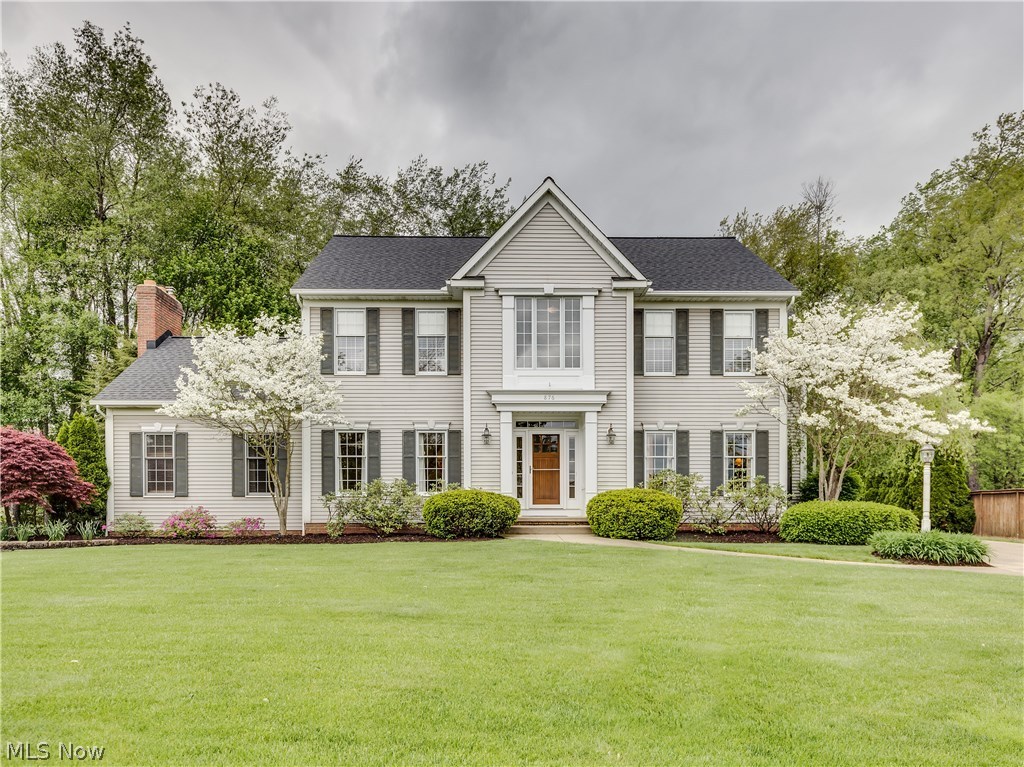 876 Hunter Ridge Circle Fairlawn, OH 44333 - Photo 1 of 35 Welcome home to 876 Hunter Ridge Circle!