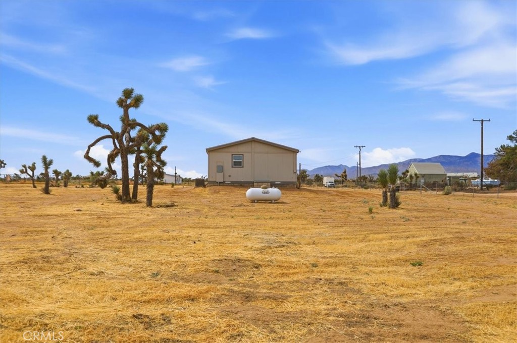 11251 Nevada Road Phelan, CA 92371 - Photo 8 of 28 Back of home