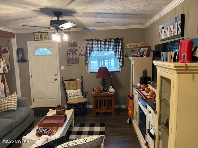 1885 Blue Goose Road Huron, TN 38345 - Photo 13 of 31 a living room with furniture and a window