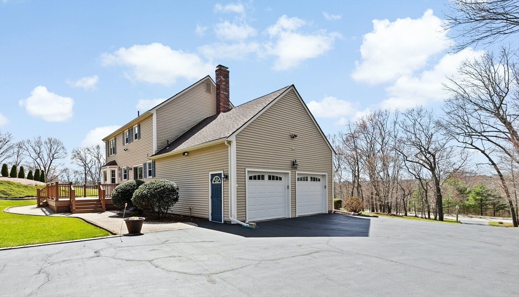 19 Crestview Drive Mendon, MA 01756 - Photo 36 of 40