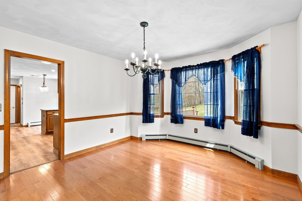 19 Crestview Drive Mendon, MA 01756 - Photo 9 of 40