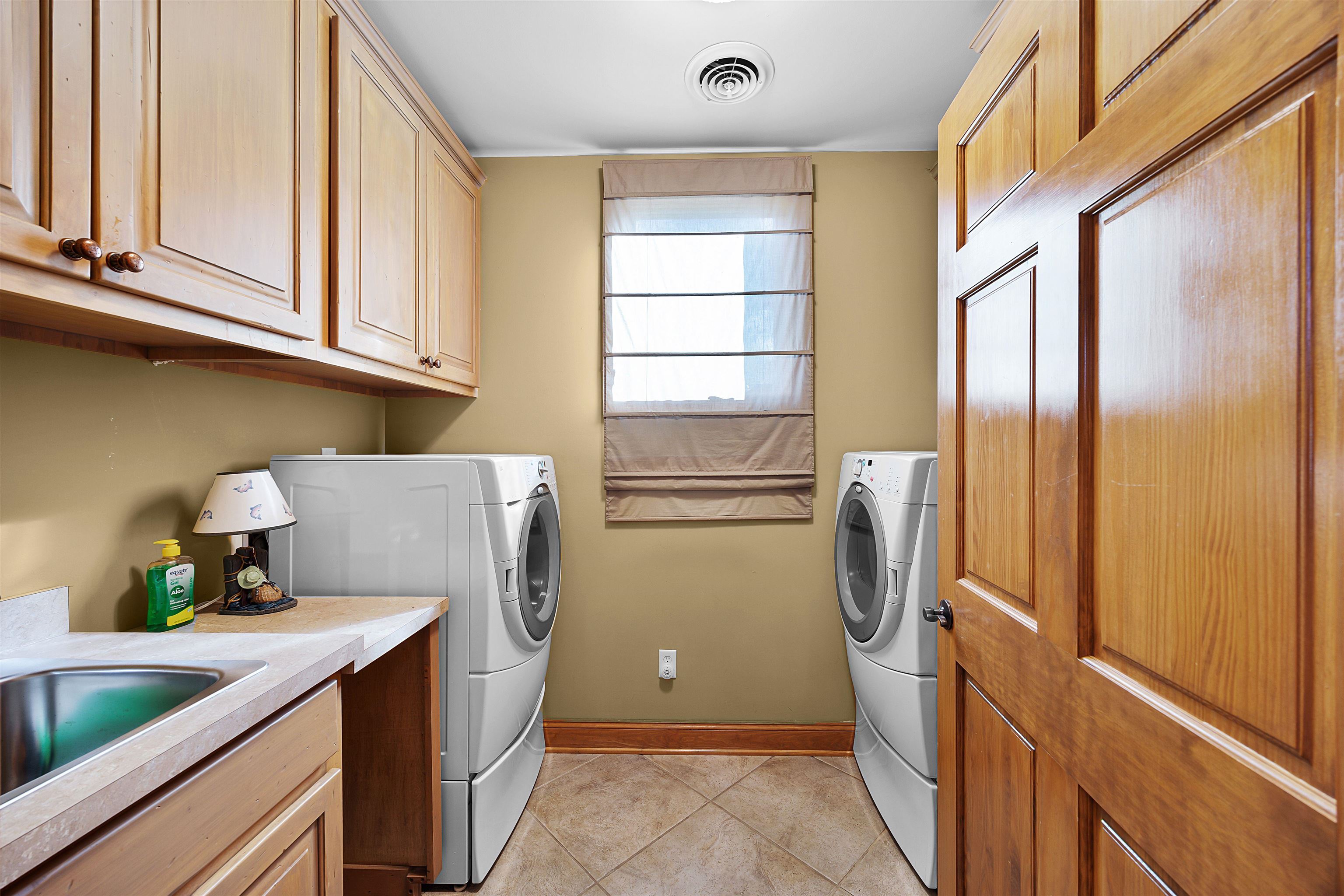 830 Big Bear Creek Road Cherokee, MS 35616 - Photo 4 of 39 a kitchen with a refrigerator and cabinets
