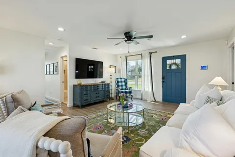 $369,000 | 3010 Joanna Drive, Farmers Branch, TX 75234