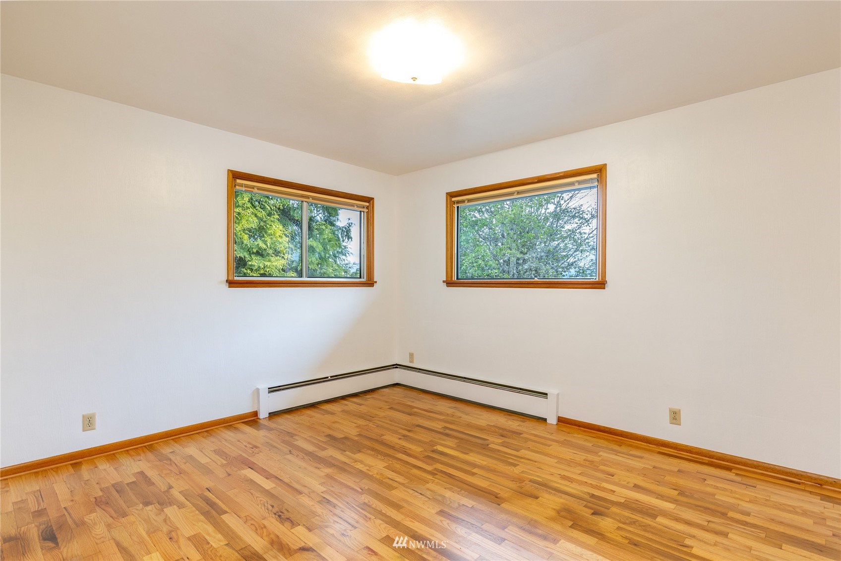 2103 Perry Avenue Bremerton, WA 98310 - Photo 18 of 34 Gallery Image 18