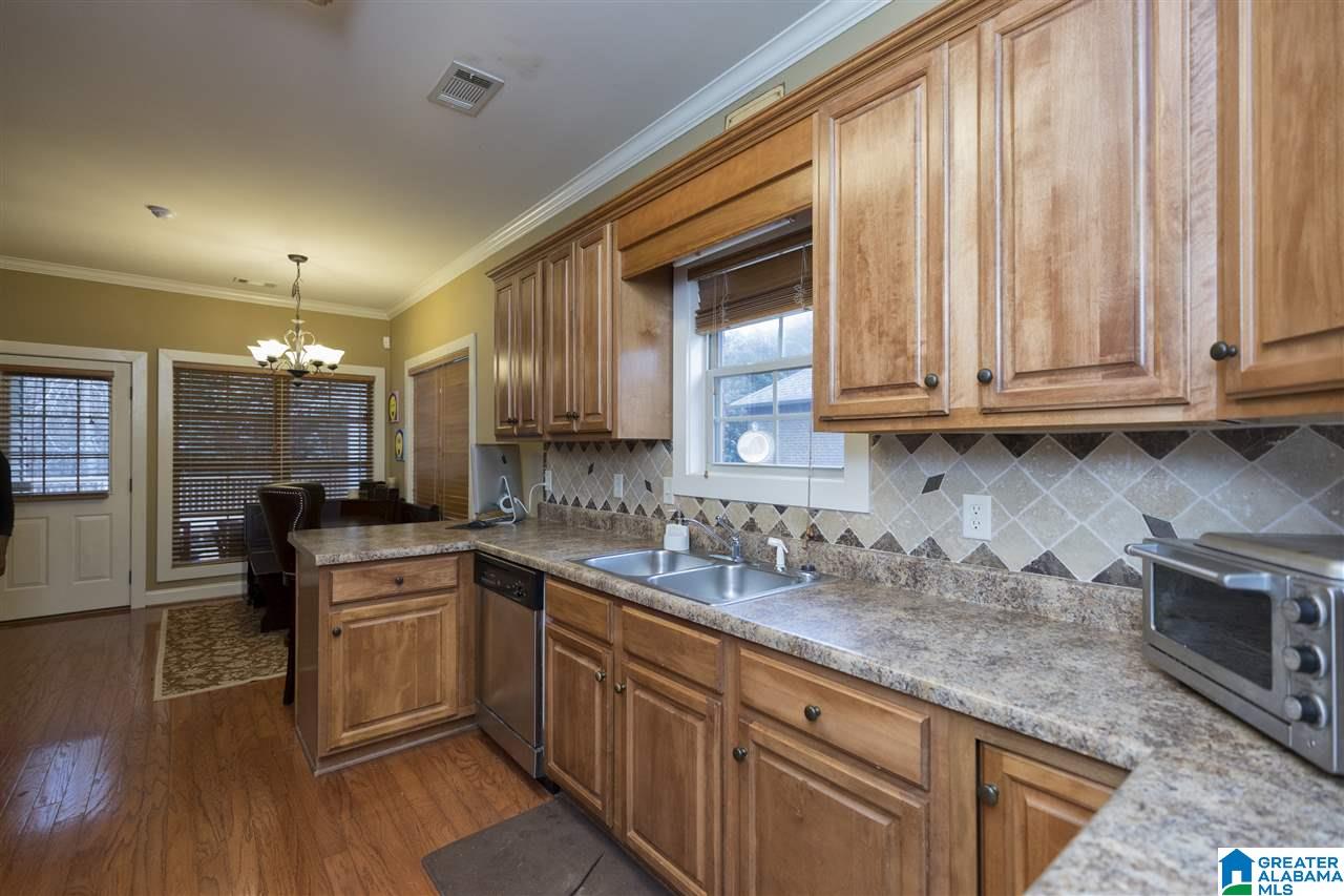 1102 Weybridge Road Pelham, AL 35124 - Photo 16 of 27