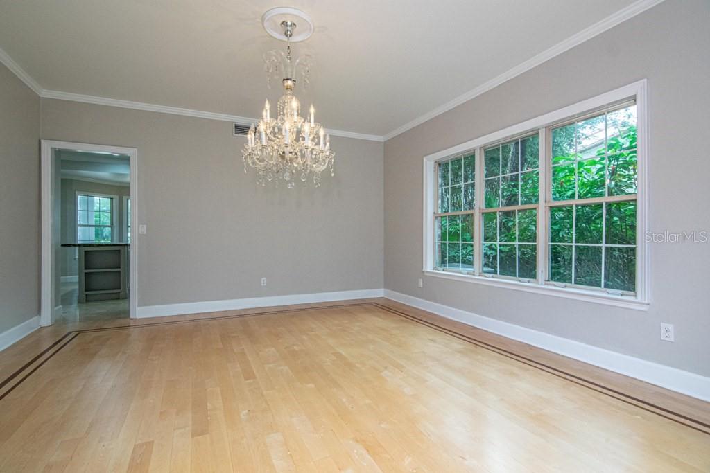 16405 Avila Boulevard Tampa, FL 33613 - Photo 15 of 61 a view of empty room with window