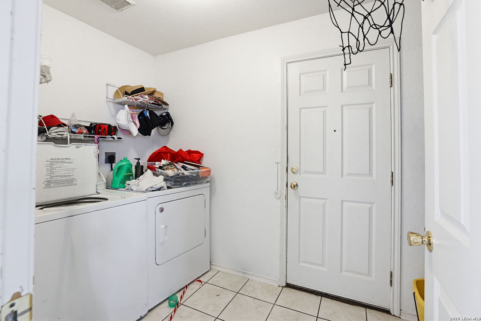 8403 Apache Bend Converse, TX 78109 - Photo 13 of 26