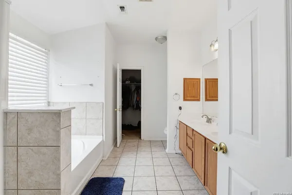 $290,000 | 8403 Apache Bend, Converse, TX 78109