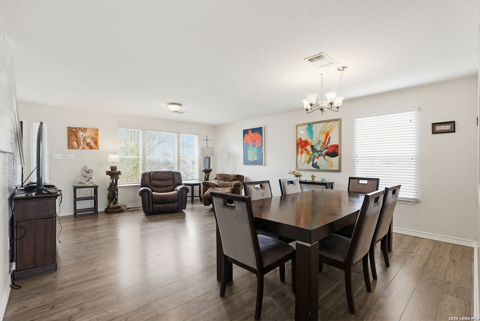 8403 Apache Bend Converse, TX 78109 - Photo 4 of 26