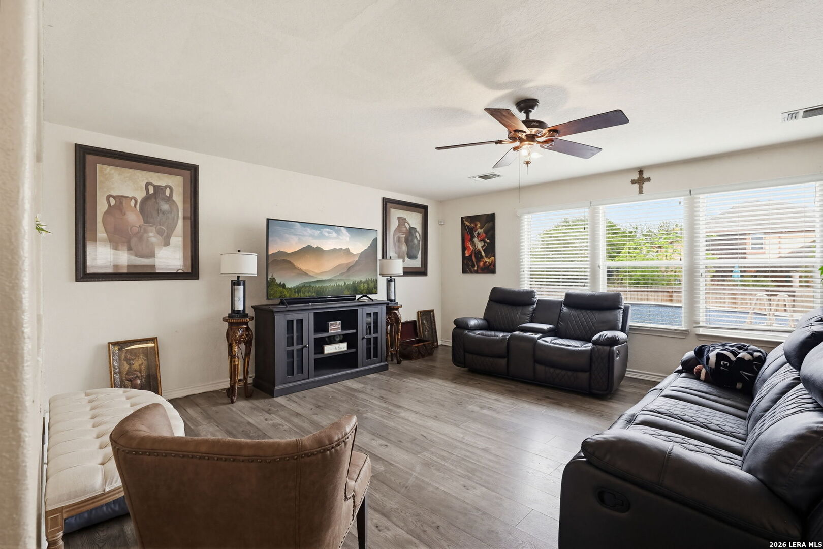 8403 Apache Bend Converse, TX 78109 - Photo 7 of 26