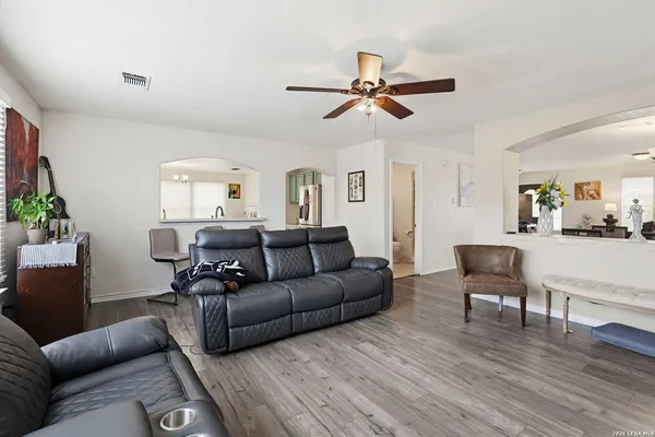 $290,000 | 8403 Apache Bend, Converse, TX 78109