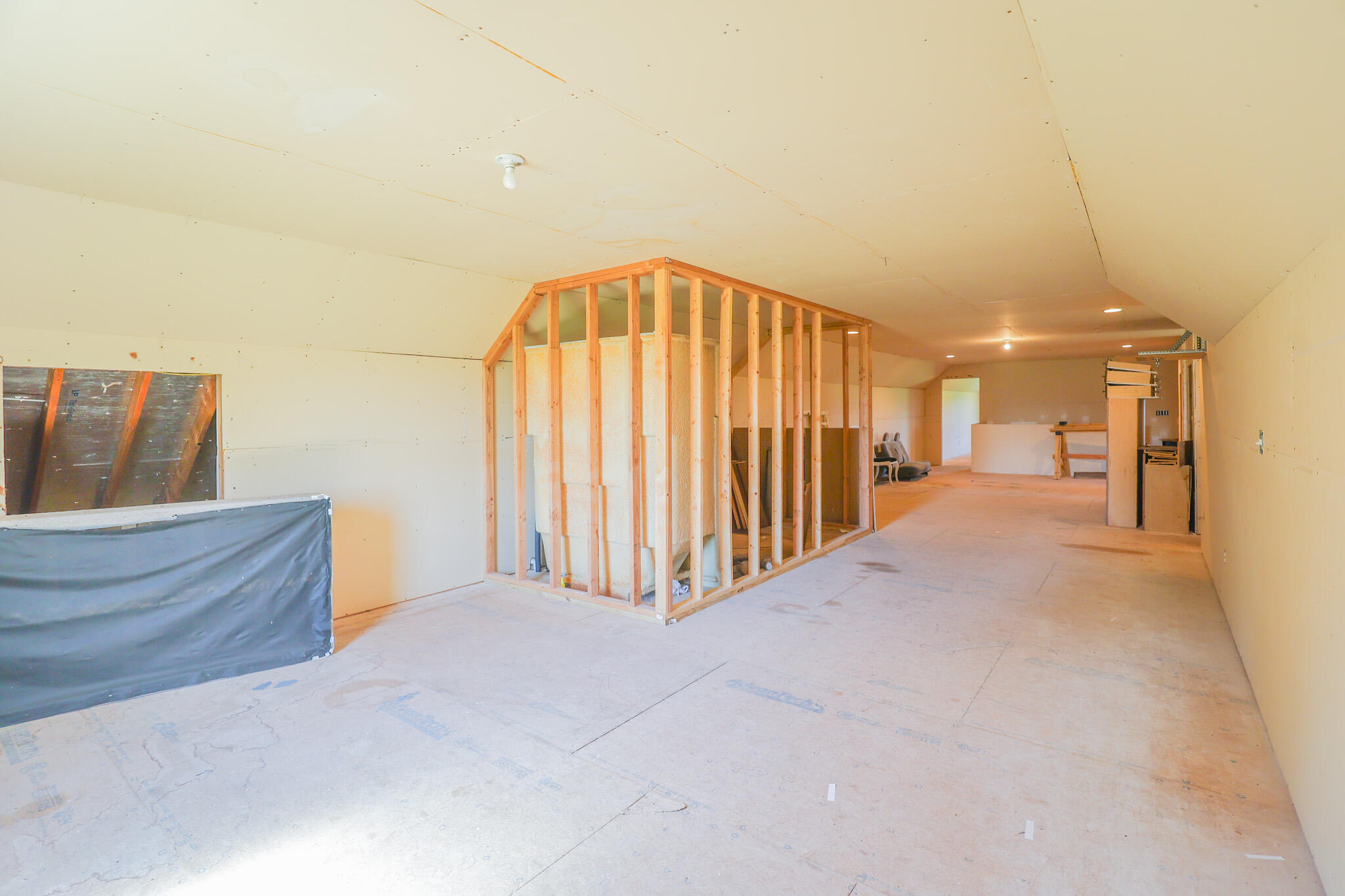 445 Lydon Road Paducah, KY 42003 - Photo 26 of 30 Living Area