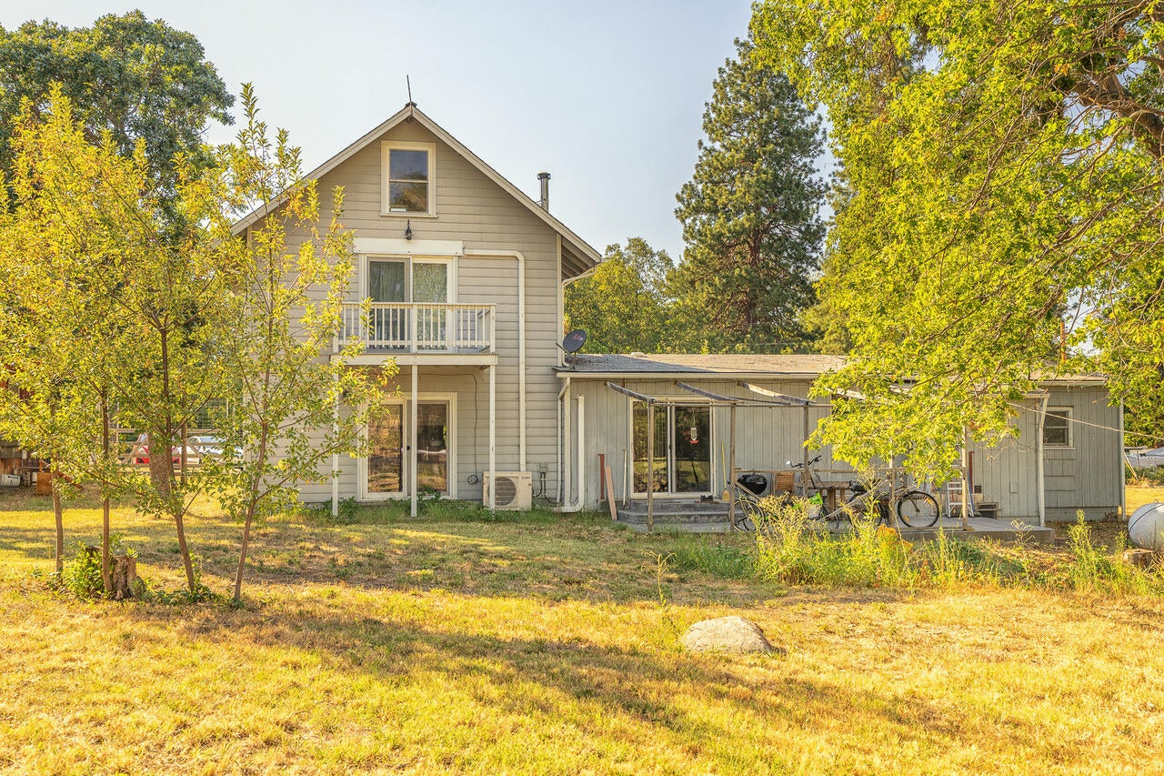 88 Neil Creek Road Ashland, OR 97520 - Photo 6 of 20 untitled (19 of 27)-Edit