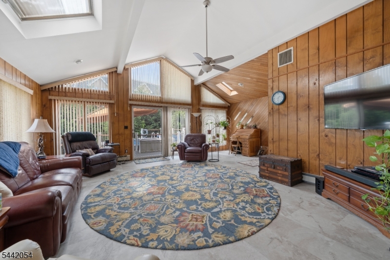 21 Ravine Avenue Nutley, NJ 07110 - Photo 5 of 39