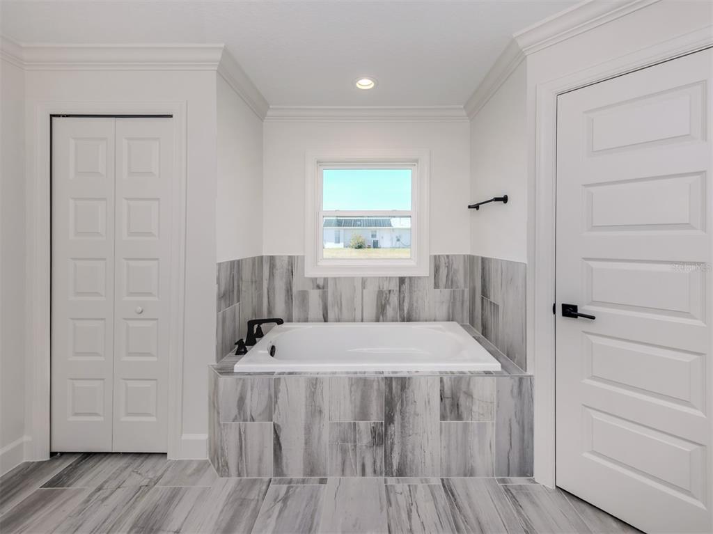 65 Fairway Road Rotonda West, FL 33947 - Photo 24 of 40