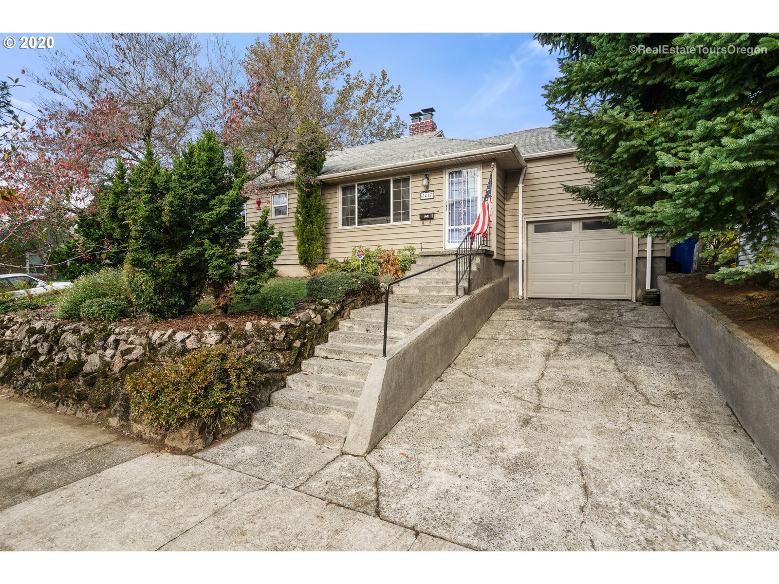 3417 Northeast Rosa Parks Way Portland, OR 97211 - Photo 2 of 29 Gallery Image 2