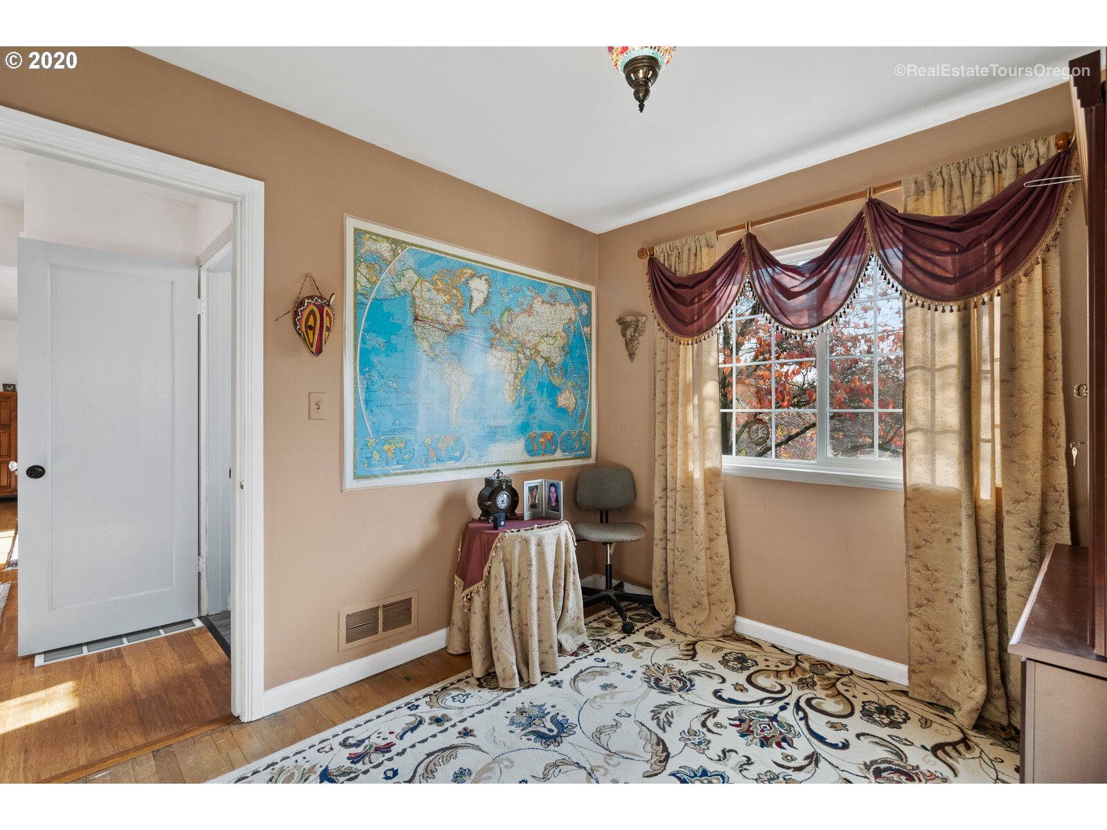 3417 Northeast Rosa Parks Way Portland, OR 97211 - Photo 15 of 29 Gallery Image 15