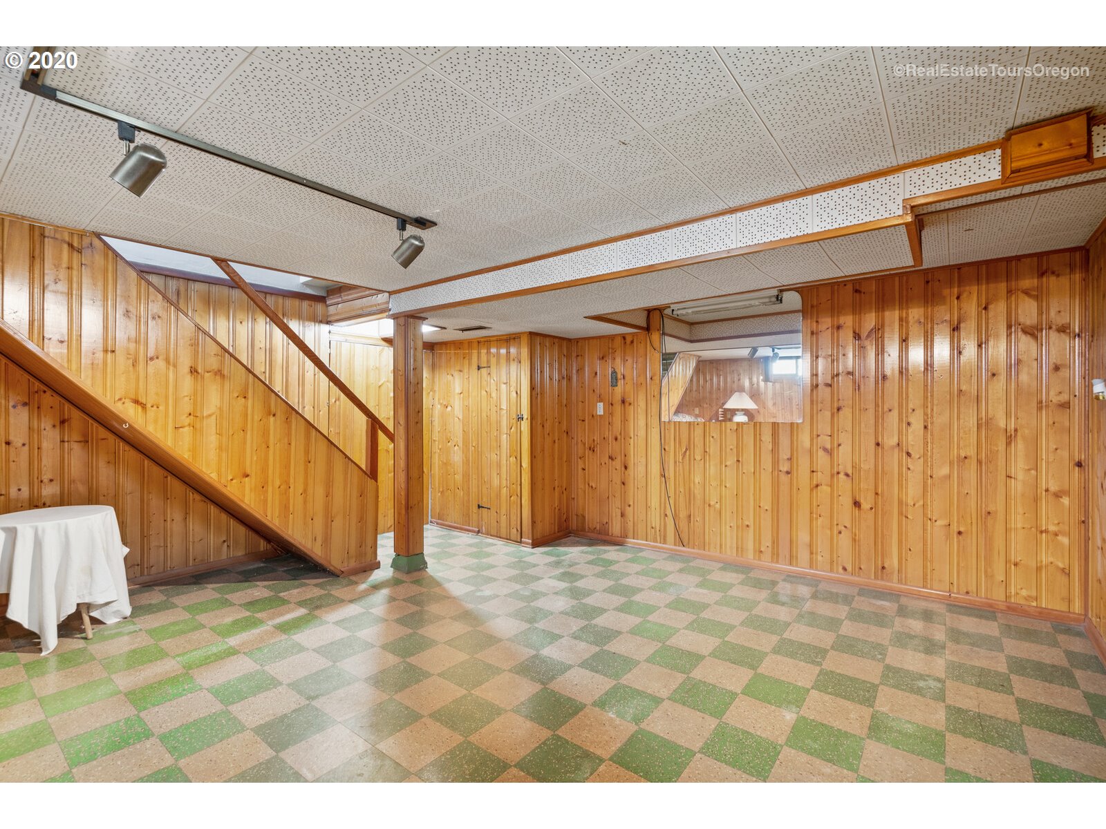 3417 Northeast Rosa Parks Way Portland, OR 97211 - Photo 18 of 29 Gallery Image 18