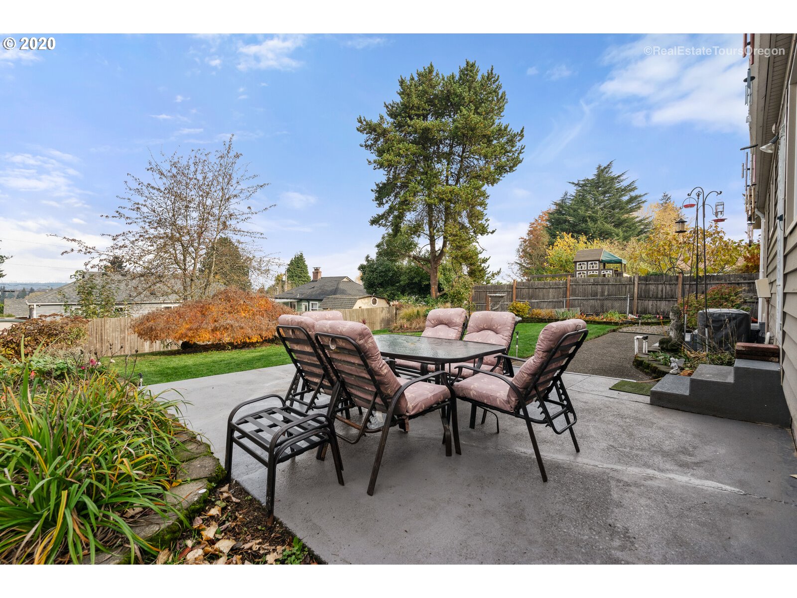 3417 Northeast Rosa Parks Way Portland, OR 97211 - Photo 28 of 29 Gallery Image 28