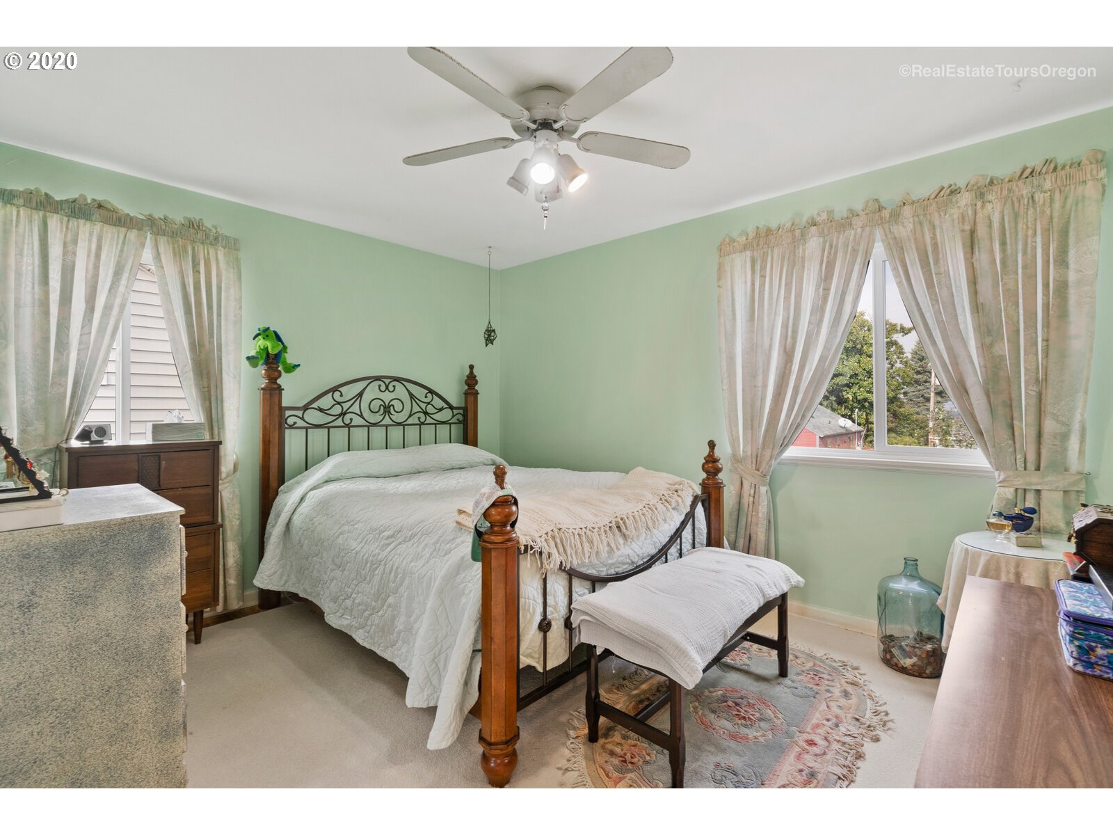 3417 Northeast Rosa Parks Way Portland, OR 97211 - Photo 10 of 29 Gallery Image 10