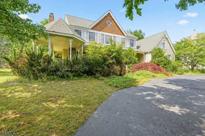 12 Railsedge Road Hillsborough, NJ 08844 - Photo 1 of 34