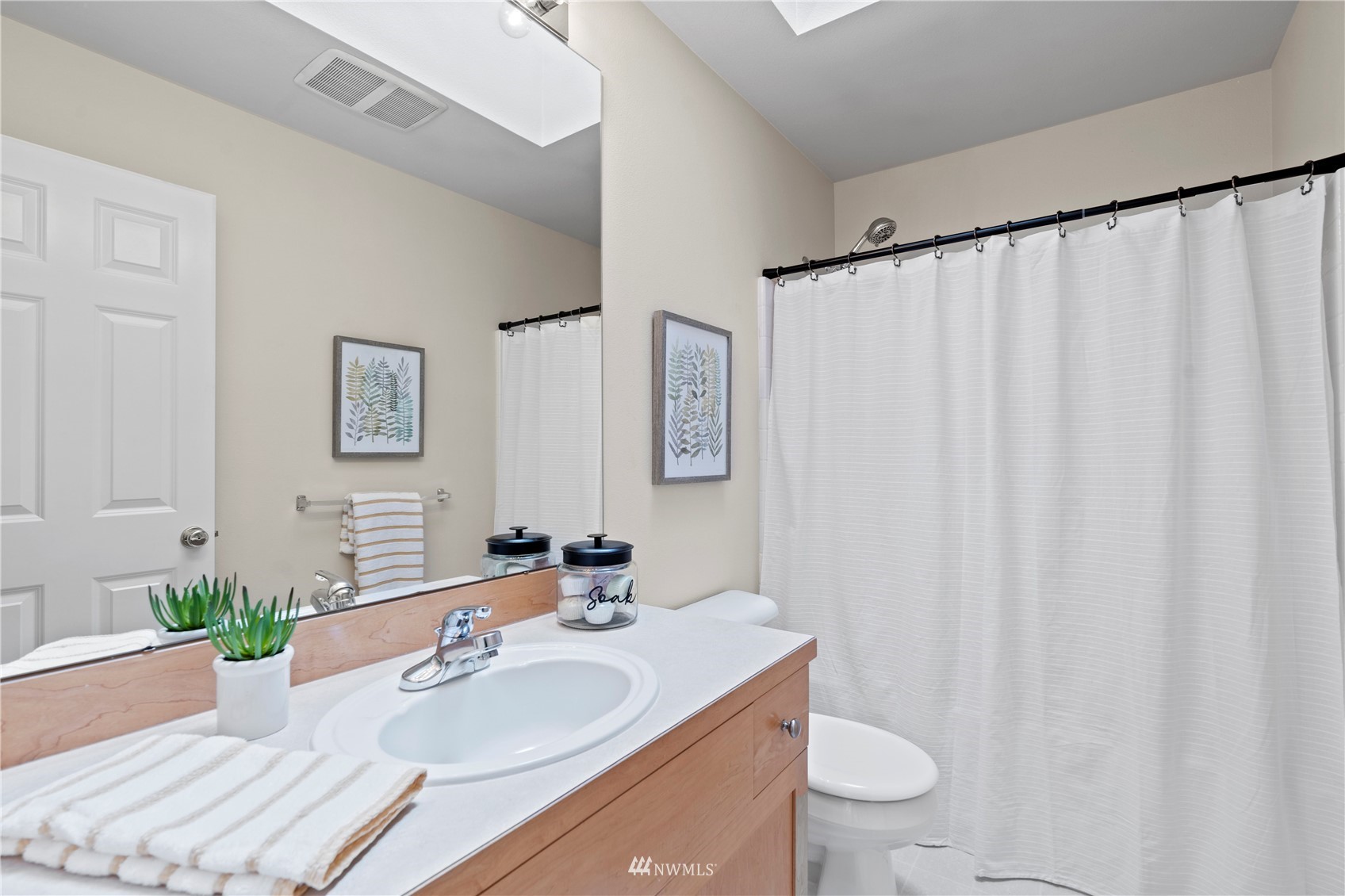 18015 32nd Avenue Southeast Bothell, WA 98012 - Photo 28 of 40 Gallery Image 28