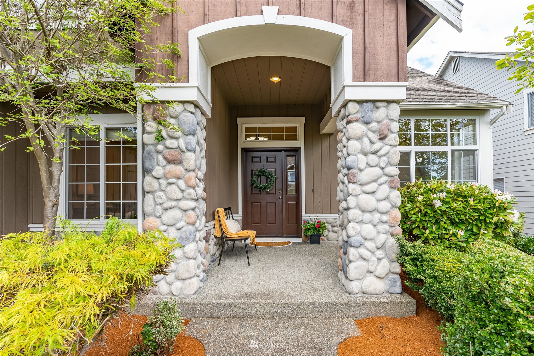 18015 32nd Avenue Southeast Bothell, WA 98012 - Photo 3 of 40 Gallery Image 3