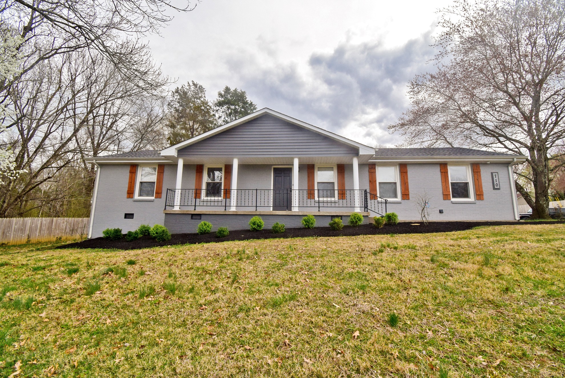 710 Dean Road Clarksville, TN 37040 - Photo 2 of 17 a front view of a house with a yard