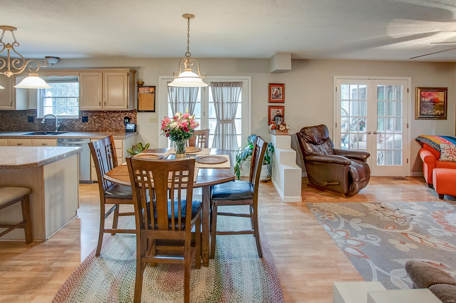 114 Sugarmill Road Troy, IL 62294 - Photo 12 of 73 Gallery Image 12