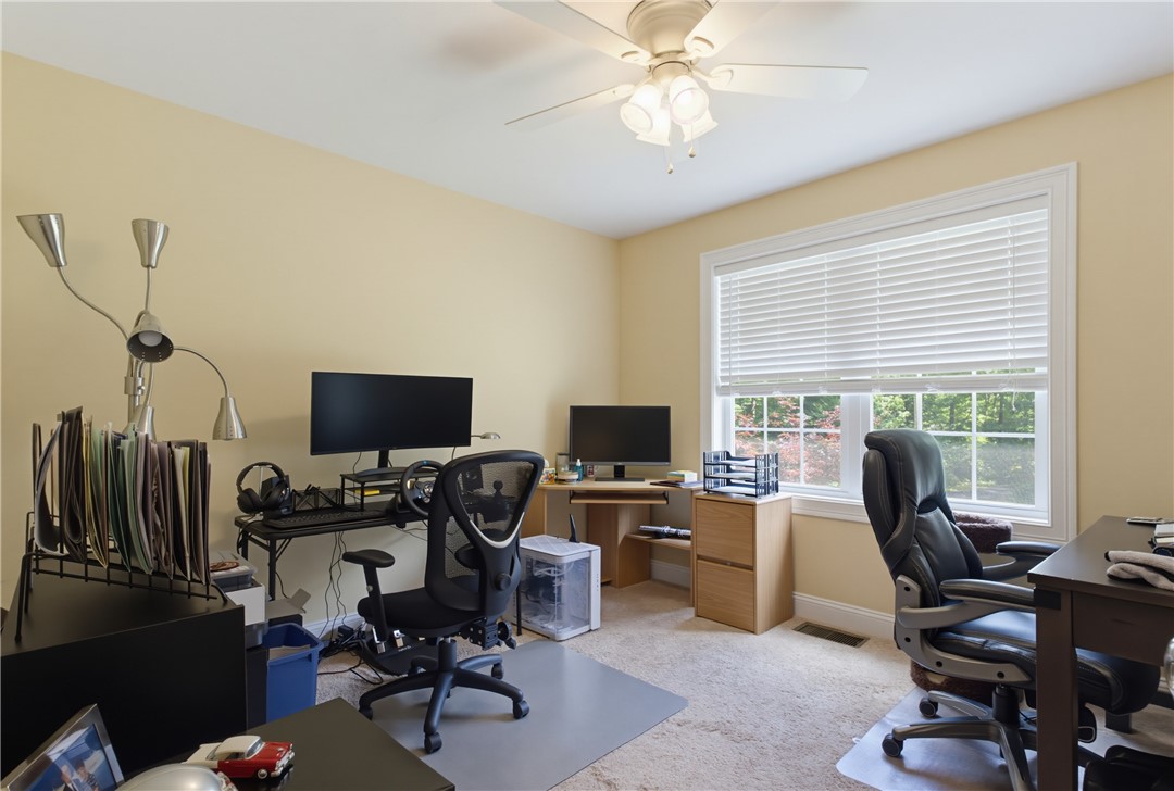 102 Bramble Bush Road Coventry, RI 02816 - Photo 28 of 37 Gallery Image 28